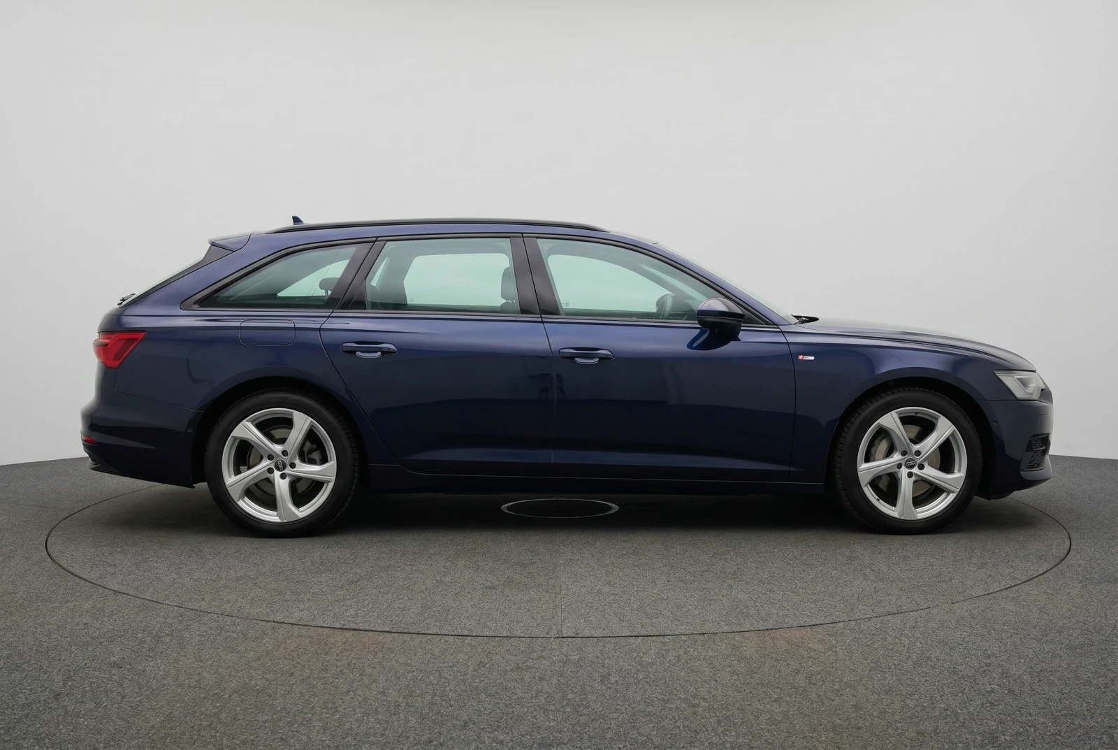 Audi A6 AVANT 3.0 55 TDI Mild Hibrid PANORAMA B&O, снимка 3 - Автомобили и джипове - 54778236