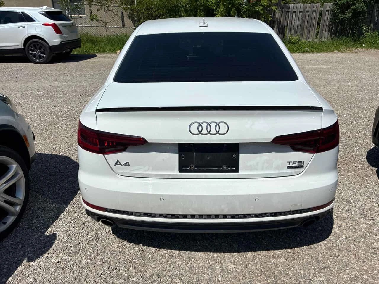 Audi A4 Technik /360/DIS/B&O/АВТОКРЕДИТ, снимка 4 - Автомобили и джипове - 54726362