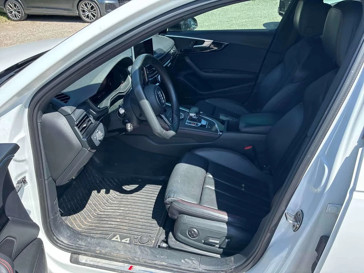 Audi A4 Technik /360/DIS/B&O/АВТОКРЕДИТ, снимка 5 - Автомобили и джипове - 54726362