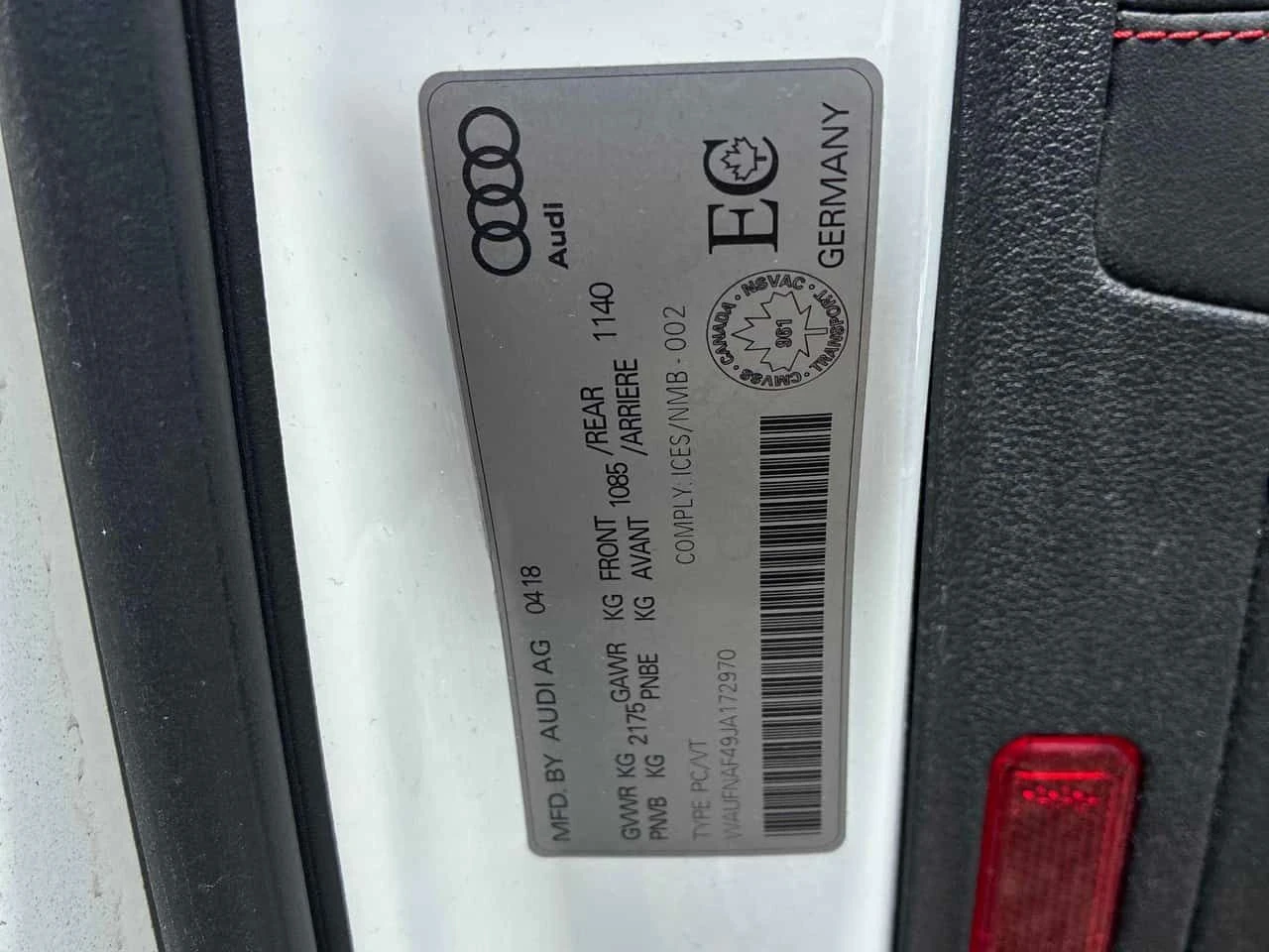 Audi A4 Technik /360/DIS/B&O/АВТОКРЕДИТ, снимка 10 - Автомобили и джипове - 54726362