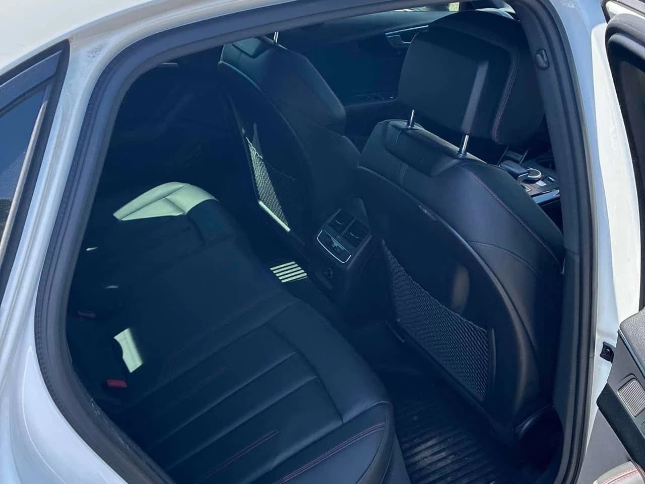 Audi A4 Technik /360/DIS/B&O/АВТОКРЕДИТ, снимка 14 - Автомобили и джипове - 54726362