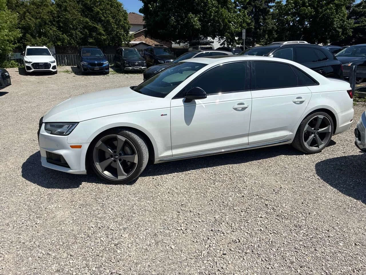 Audi A4 Technik /360/DIS/B&O/АВТОКРЕДИТ, снимка 2 - Автомобили и джипове - 54726362