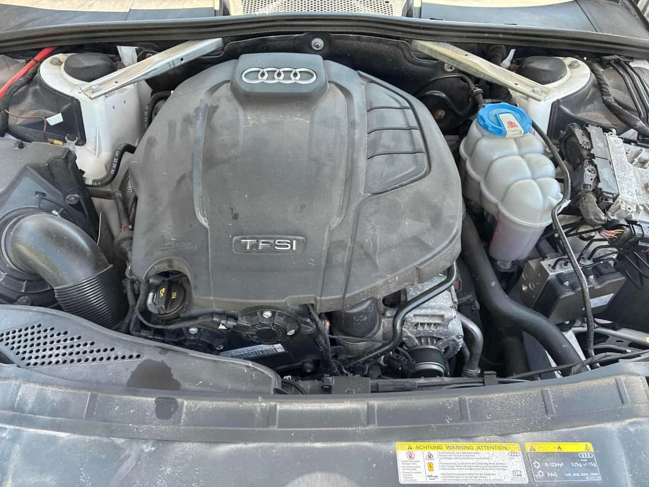 Audi A4 Technik /360/DIS/B&O/АВТОКРЕДИТ, снимка 16 - Автомобили и джипове - 54726362