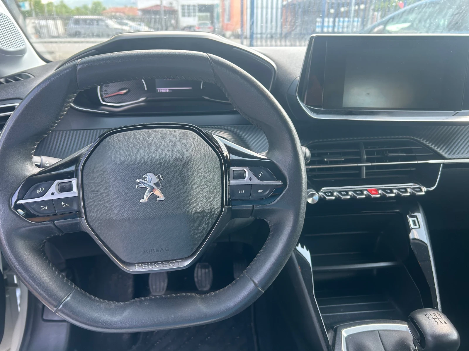 Peugeot 208 1.5 Blue Hdi, снимка 10 - Автомобили и джипове - 55352656