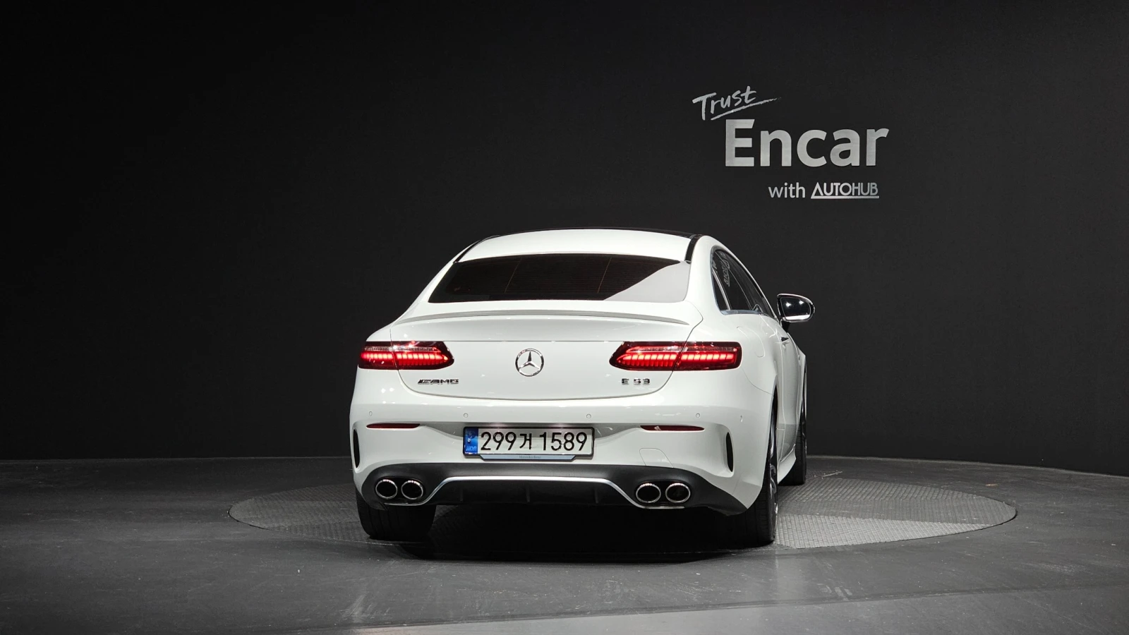 Mercedes-Benz E 53 AMG 4MATIC+ Coupe, снимка 4 - Автомобили и джипове - 55409538