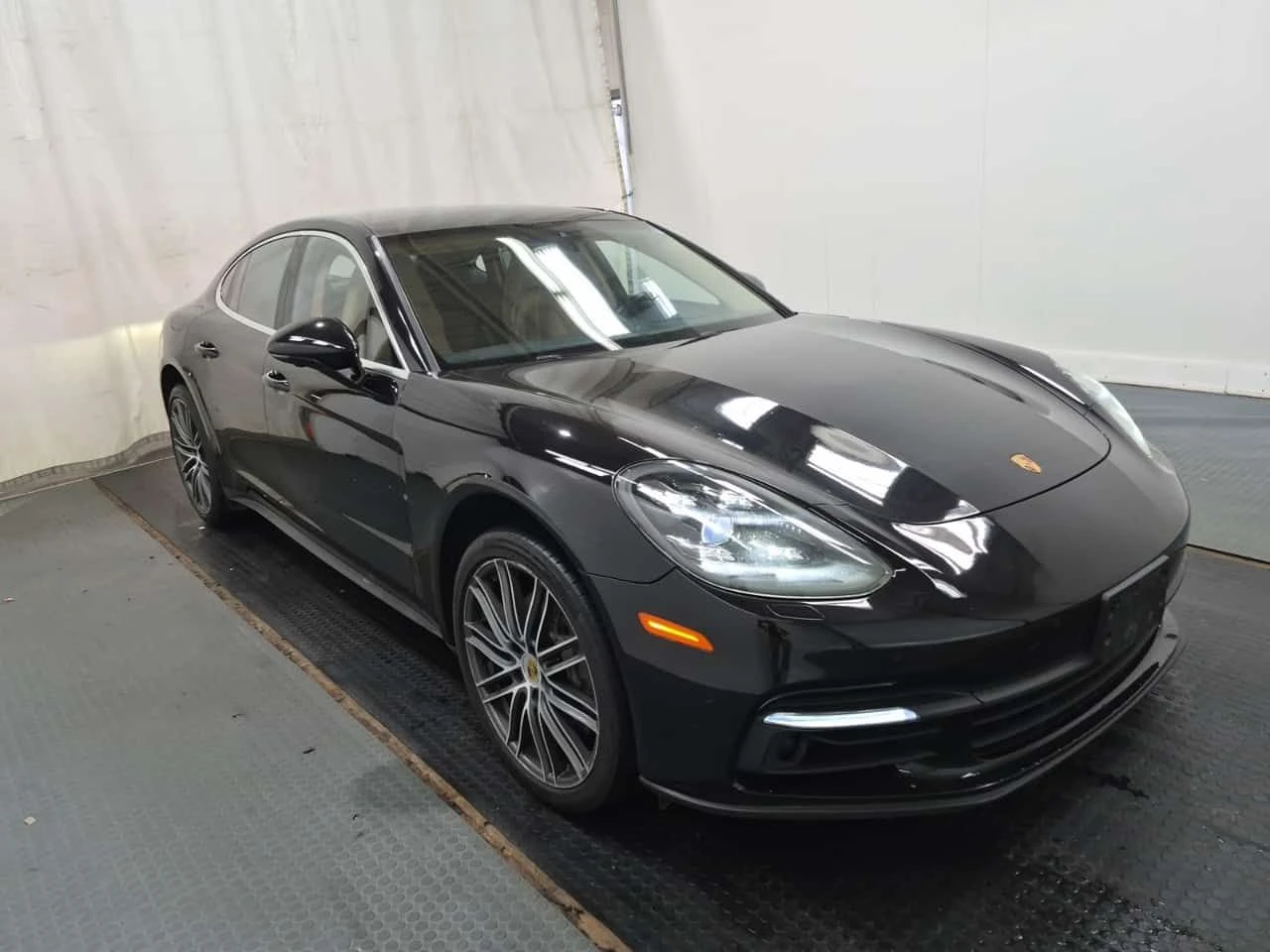 Porsche Panamera  BLACK 4S / ОБДУХВАНЕ / 2 КЛЮЧА / , снимка 2 - Автомобили и джипове - 55462164