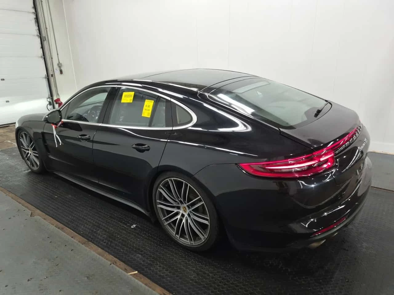 Porsche Panamera  BLACK 4S / ОБДУХВАНЕ / 2 КЛЮЧА / , снимка 4 - Автомобили и джипове - 55462164