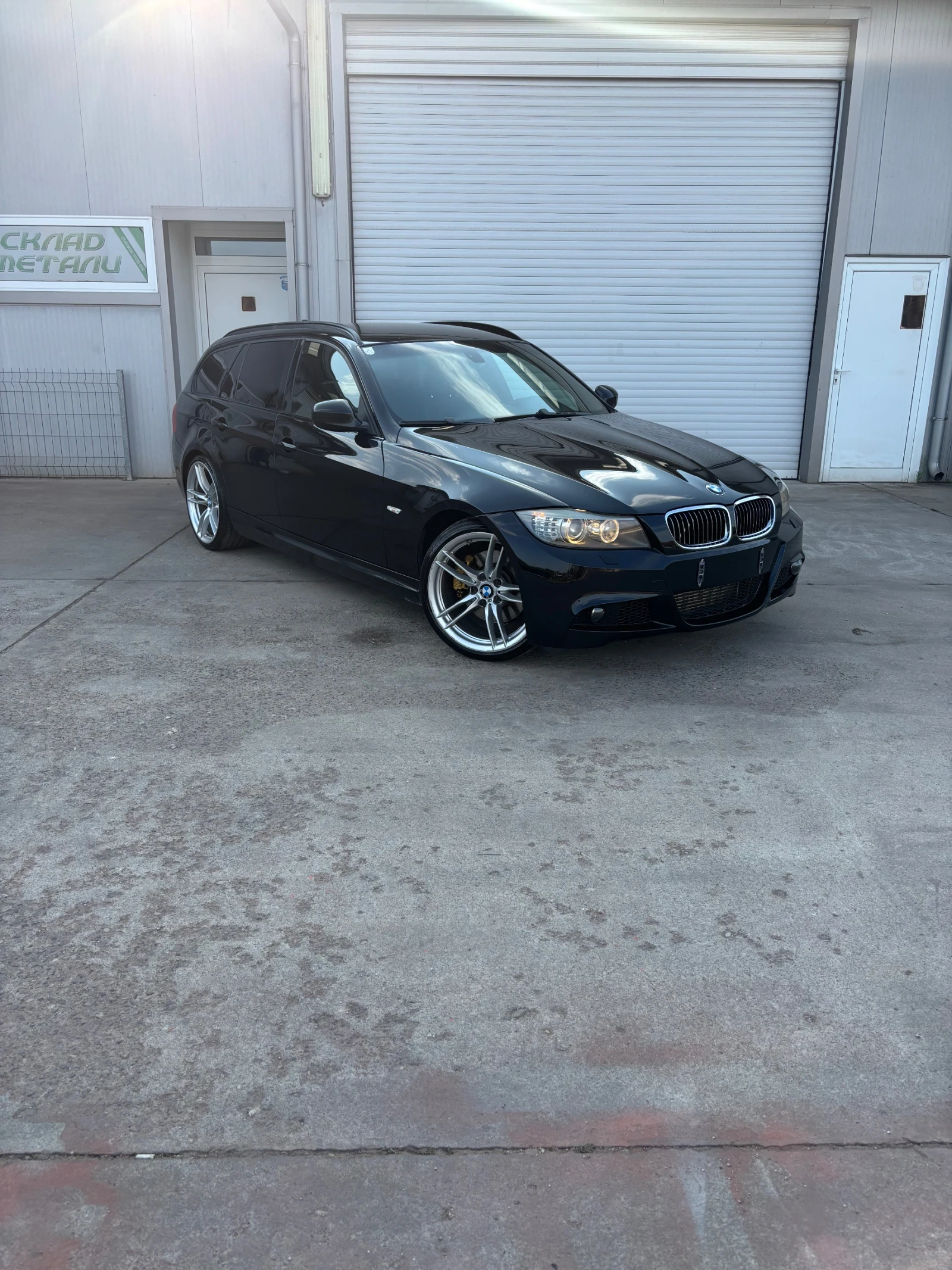 BMW 325 D * M57* * CIC* * KEYLESS* * FACELIFT* , снимка 2 - Автомобили и джипове - 55658232