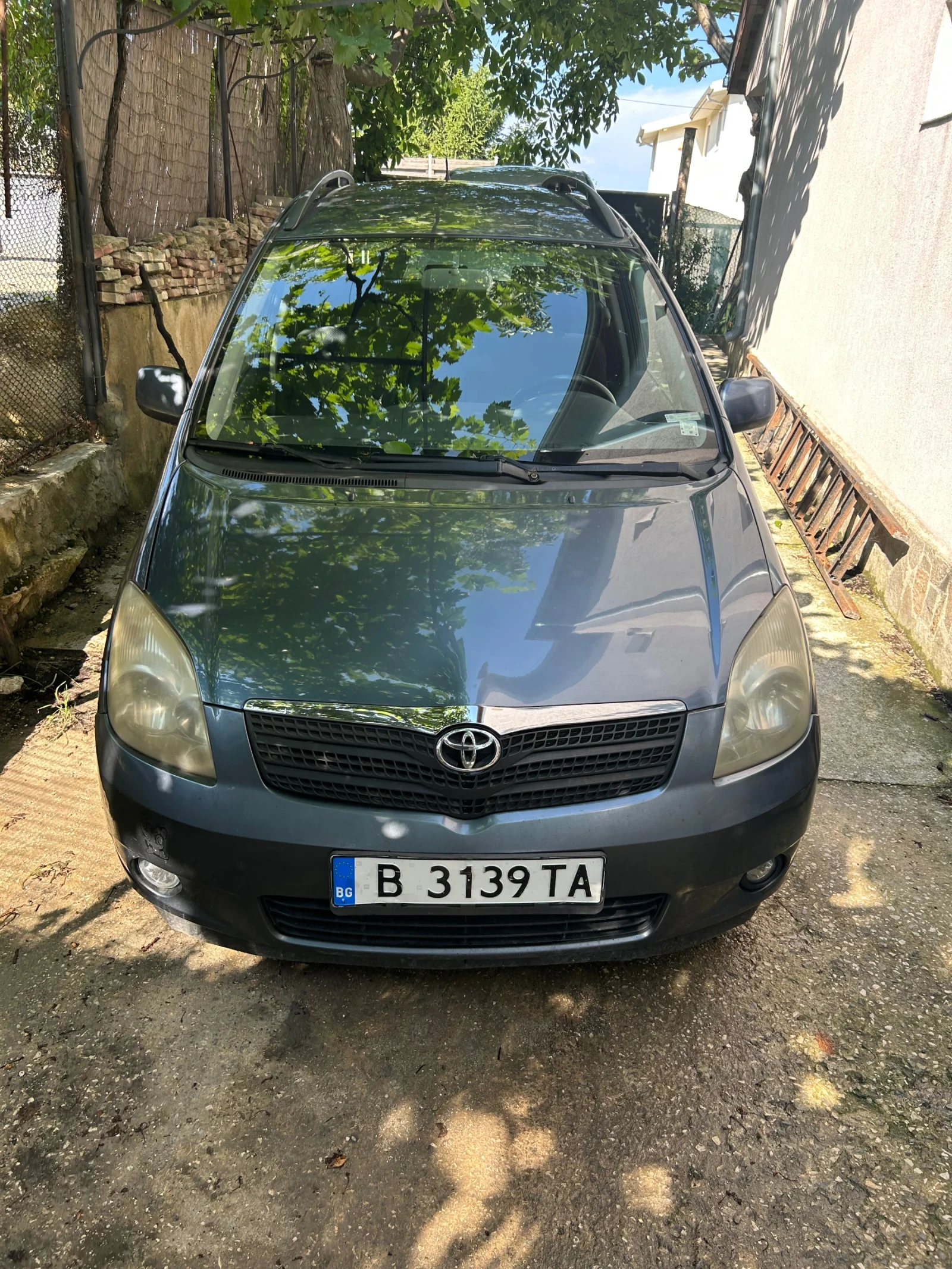 Toyota Corolla verso, снимка 2 - Автомобили и джипове - 55876144