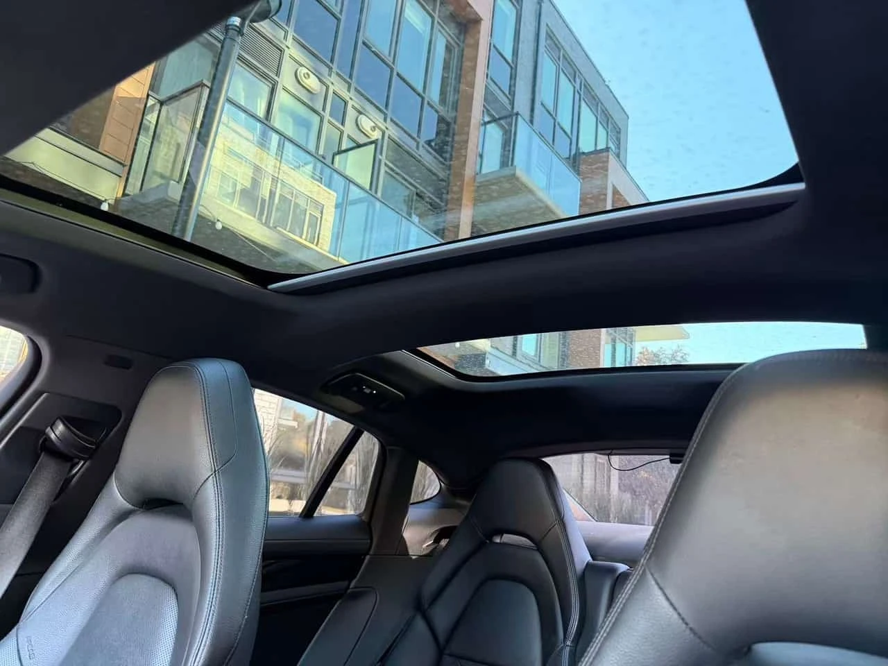 Porsche Panamera 4 / MATRIX / BOSE / ОБДУХВАНЕ / ГУМИ С ДЖАНТИ , снимка 16 - Автомобили и джипове - 56233481