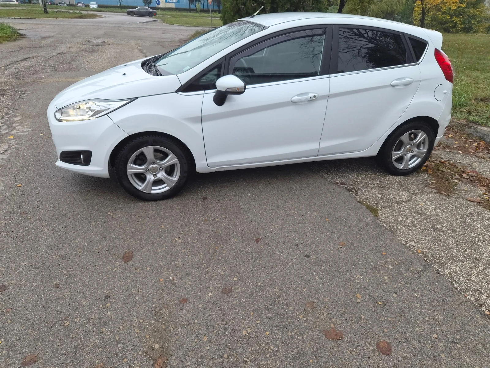 Ford Fiesta, снимка 3 - Автомобили и джипове - 56741930