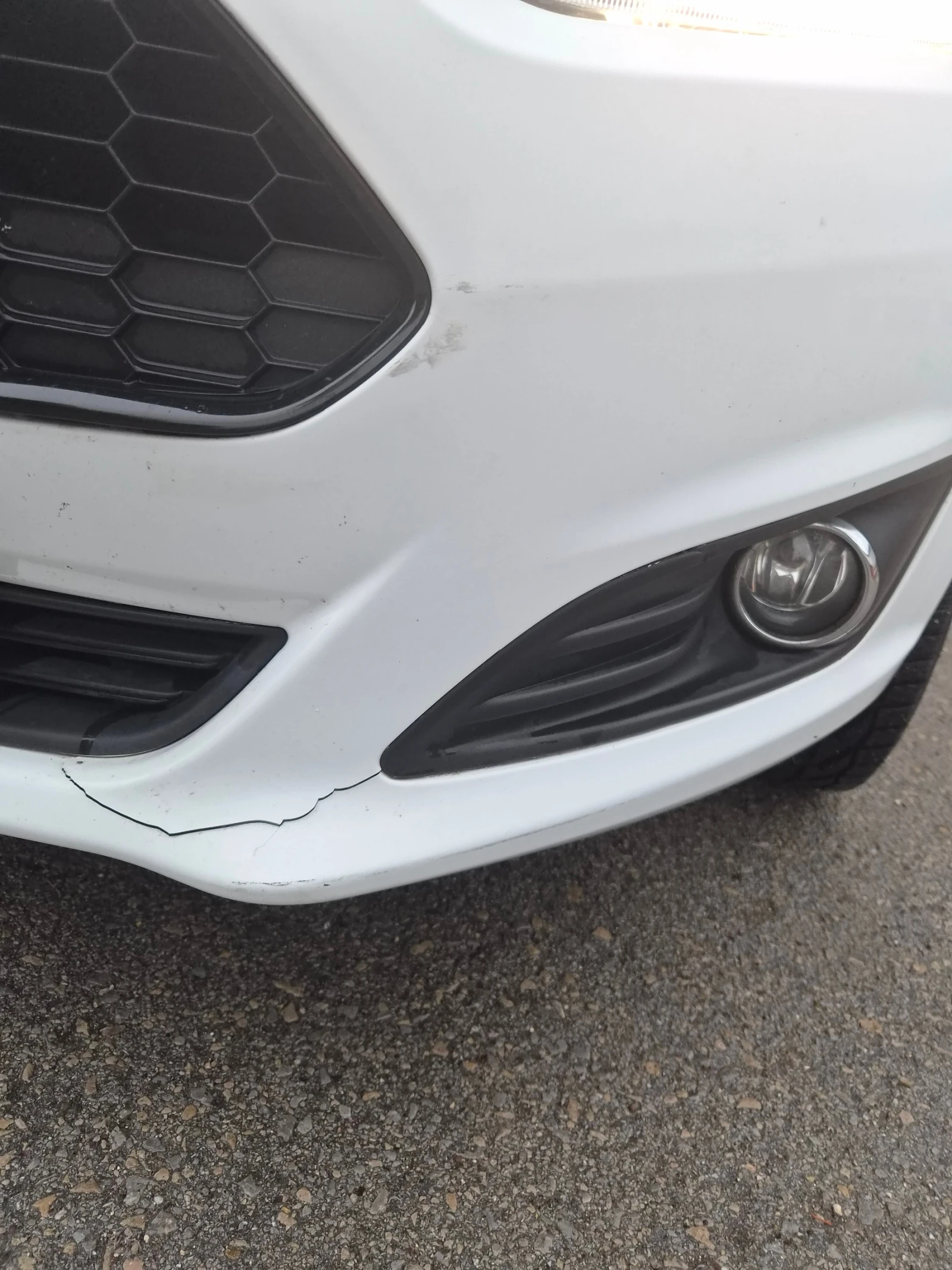 Ford Fiesta, снимка 11 - Автомобили и джипове - 56741930