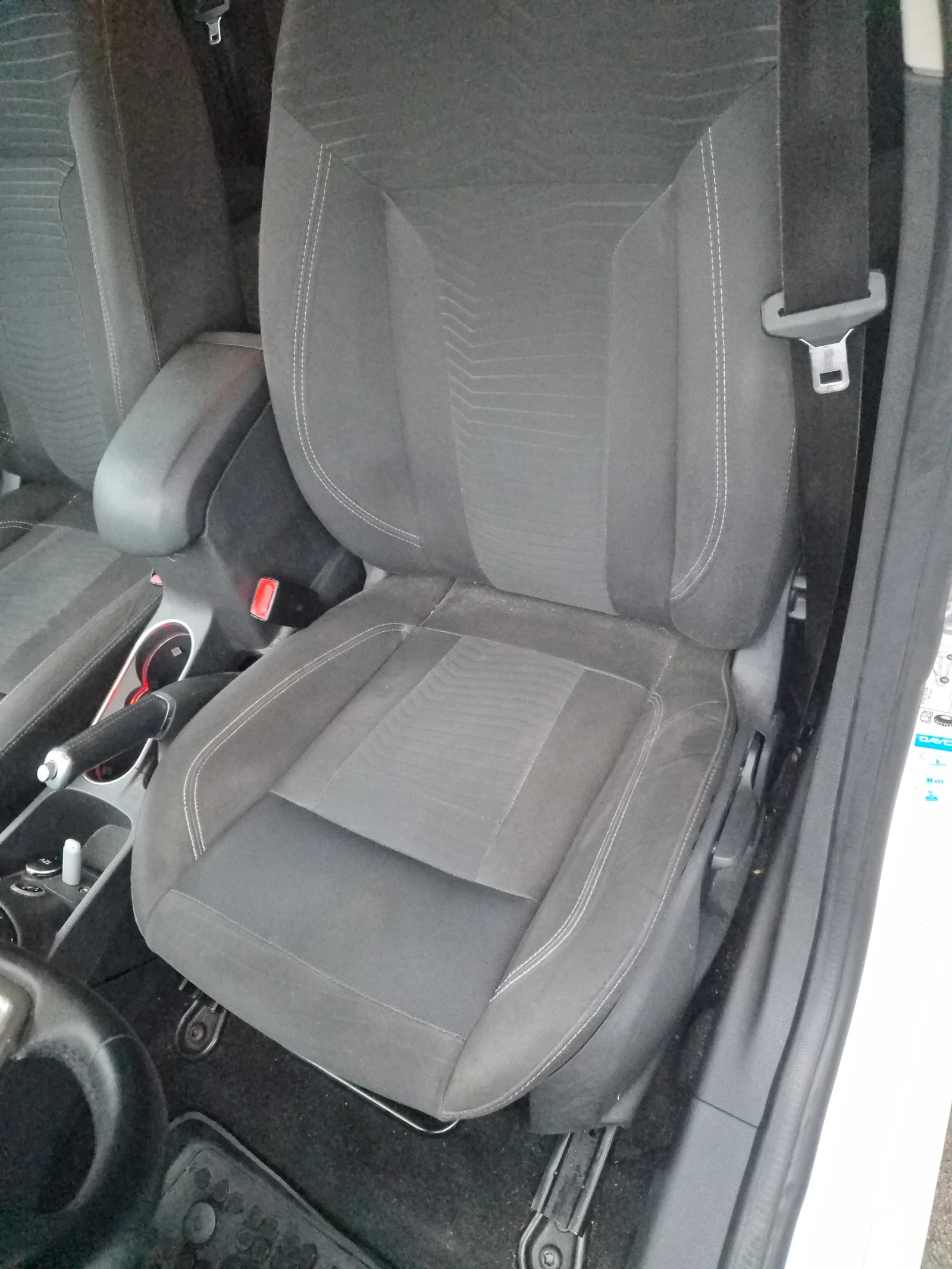 Ford Fiesta, снимка 10 - Автомобили и джипове - 56741930