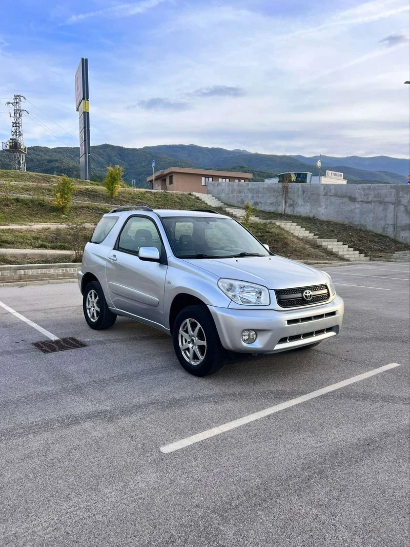 Toyota Rav4 2.0Бензин, снимка 2 - Автомобили и джипове - 48213829