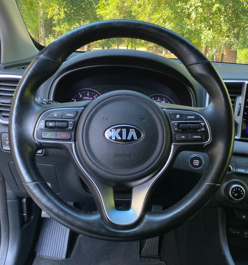 Kia Sportage 2.0 MPi - КОЛЕДНА ПРОМОЦИЯ !, снимка 14 - Автомобили и джипове - 51902468