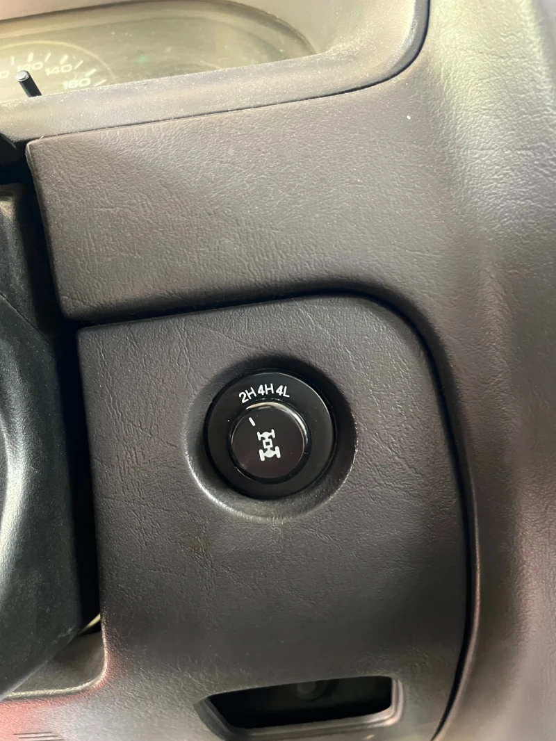 SsangYong Korando, снимка 9 - Автомобили и джипове - 52258492