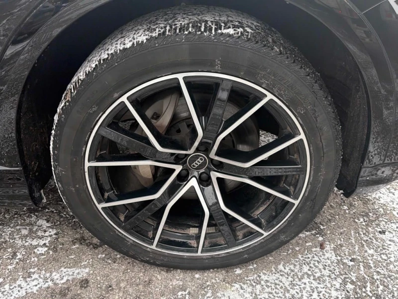 Audi Q8 * Progressiv * CARFAX * БЕЗ ПЪРВОНАЧАЛНА ВНОСКА, снимка 7 - Автомобили и джипове - 52882723