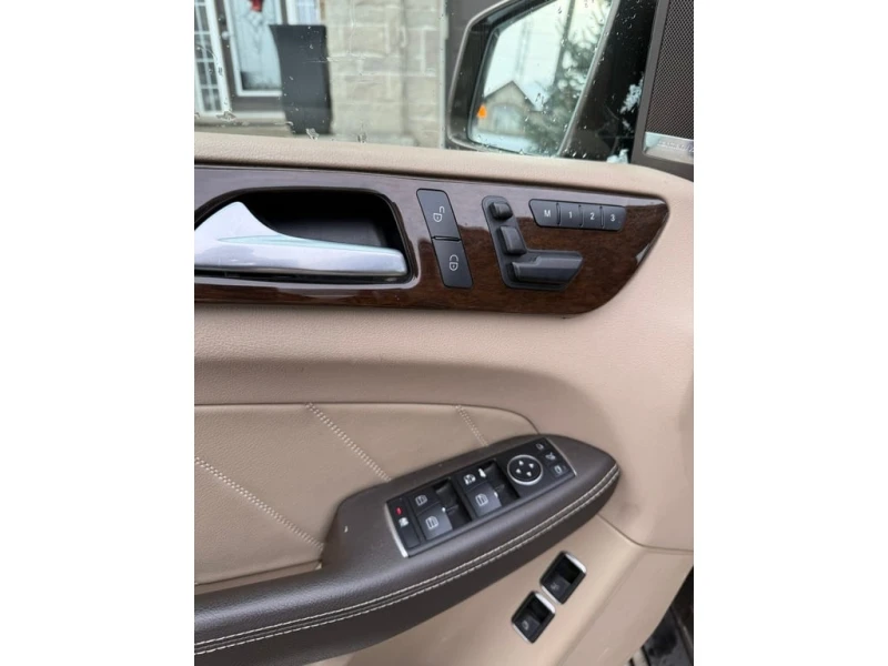 Mercedes-Benz GL * 4MATIC 4dr 350 BlueTEC * CARFAX * ЦЕНА ДО БГ, снимка 10 - Автомобили и джипове - 52924041