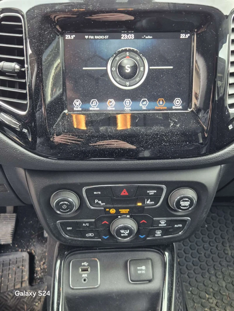 Jeep Compass 1.6D* LIMITED* EURO6D* LED/XENON* NAVI* CAMERA* , снимка 7 - Автомобили и джипове - 53377410