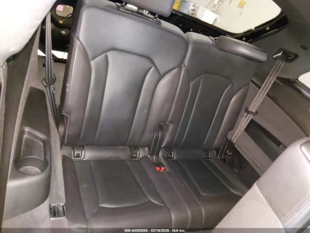 Audi Q7 PREMIUM* DISTRONIC* KEYLESS* 360, снимка 12 - Автомобили и джипове - 53781154