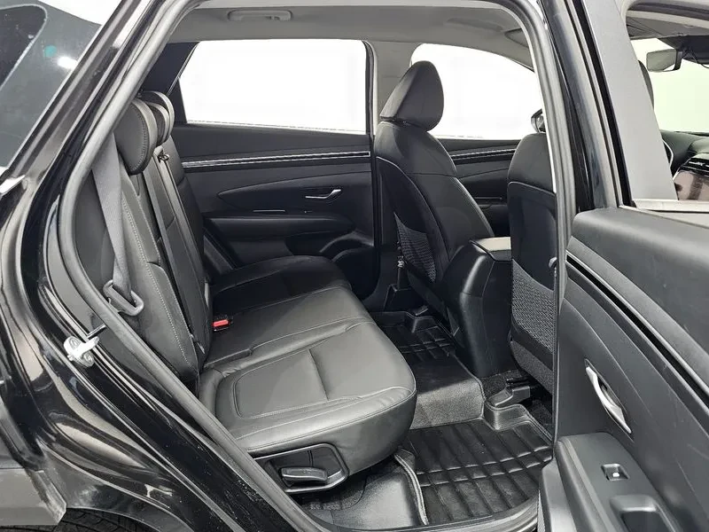 Hyundai Tucson DIESEL 2.0 2WD MODERN, снимка 11 - Автомобили и джипове - 55012126