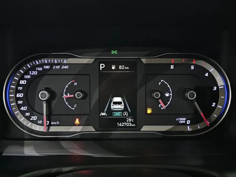 Hyundai Tucson DIESEL 2.0 2WD MODERN, снимка 8 - Автомобили и джипове - 55012126