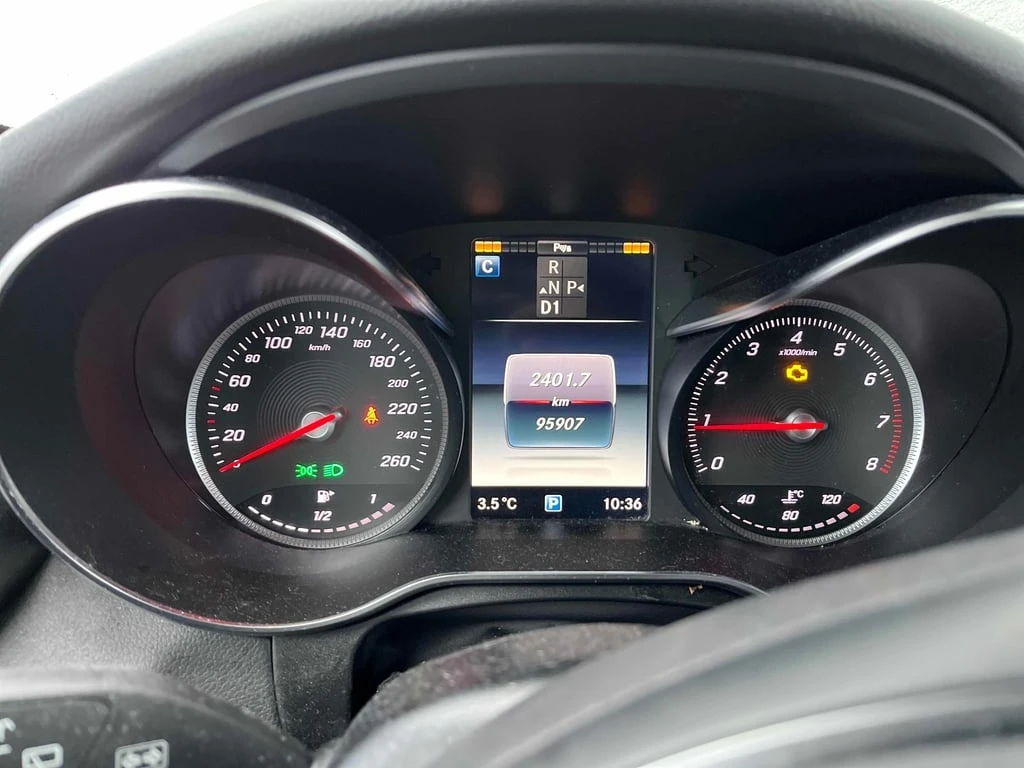 Mercedes-Benz GLC 300 2019 * CARFAX * БЕЗ ПЪРВОНАЧАЛНА ВНОСКА - изображение 8