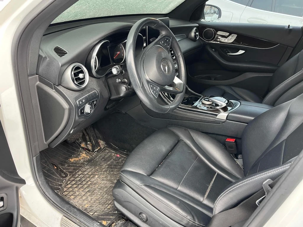 Mercedes-Benz GLC 300 2019 * CARFAX * БЕЗ ПЪРВОНАЧАЛНА ВНОСКА - изображение 7