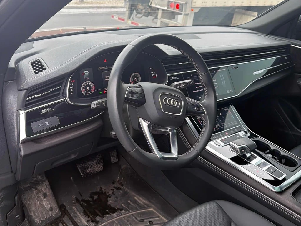 Audi Q8 * Progressiv * CARFAX * ��� ������������ ������ | Mobile.bg � ����������� 5