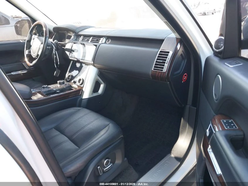 Land Rover Range rover 3.0L V6 Turbocharged Diesel Hse Td6 - изображение 5