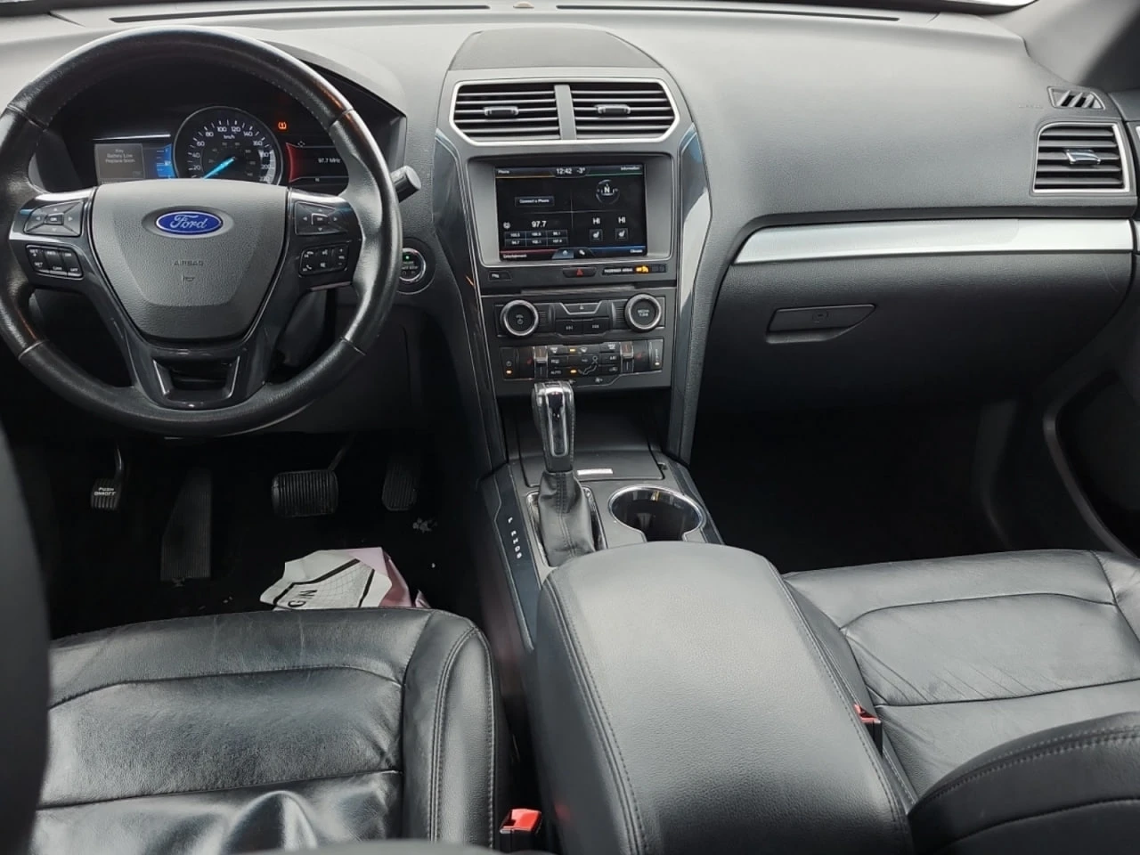 Ford Explorer XLT* Подгреви* Панорама* Камера - изображение 8