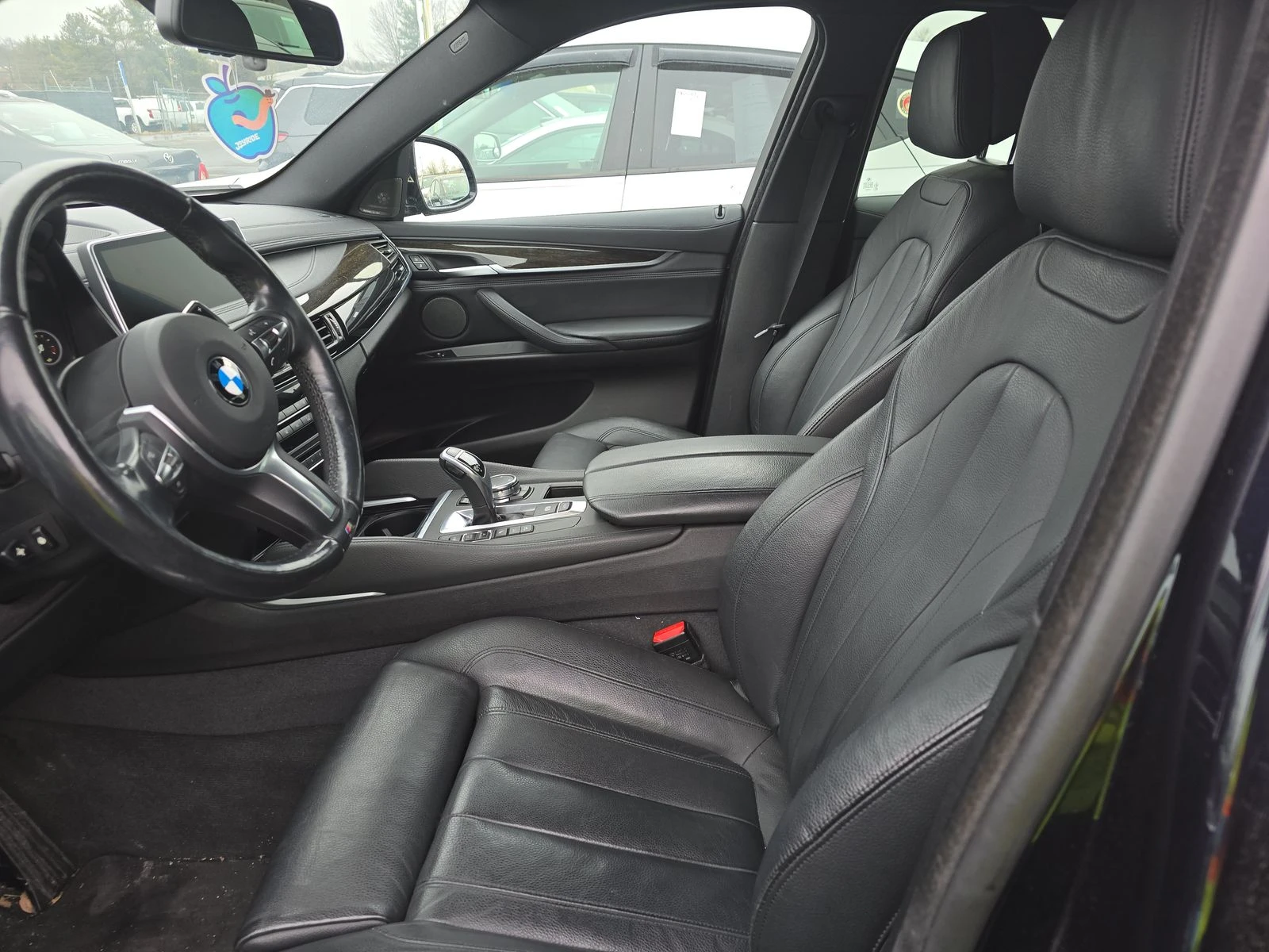 BMW X6 M* SPORT* ДИГИТАЛНО* ТАБЛО* HARMON* KARDON* ХЕДЪП*, снимка 11 - Автомобили и джипове - 53722317