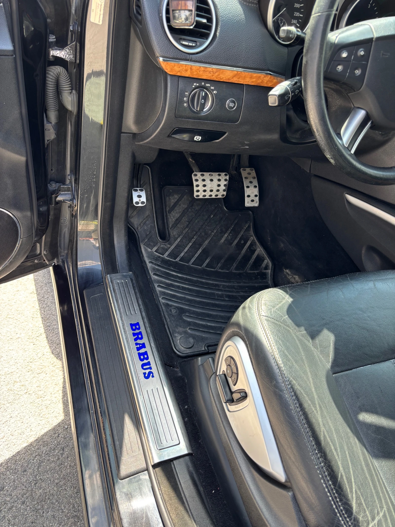 Mercedes-Benz GL 320 1-ви собственик, снимка 11 - Автомобили и джипове - 53985477