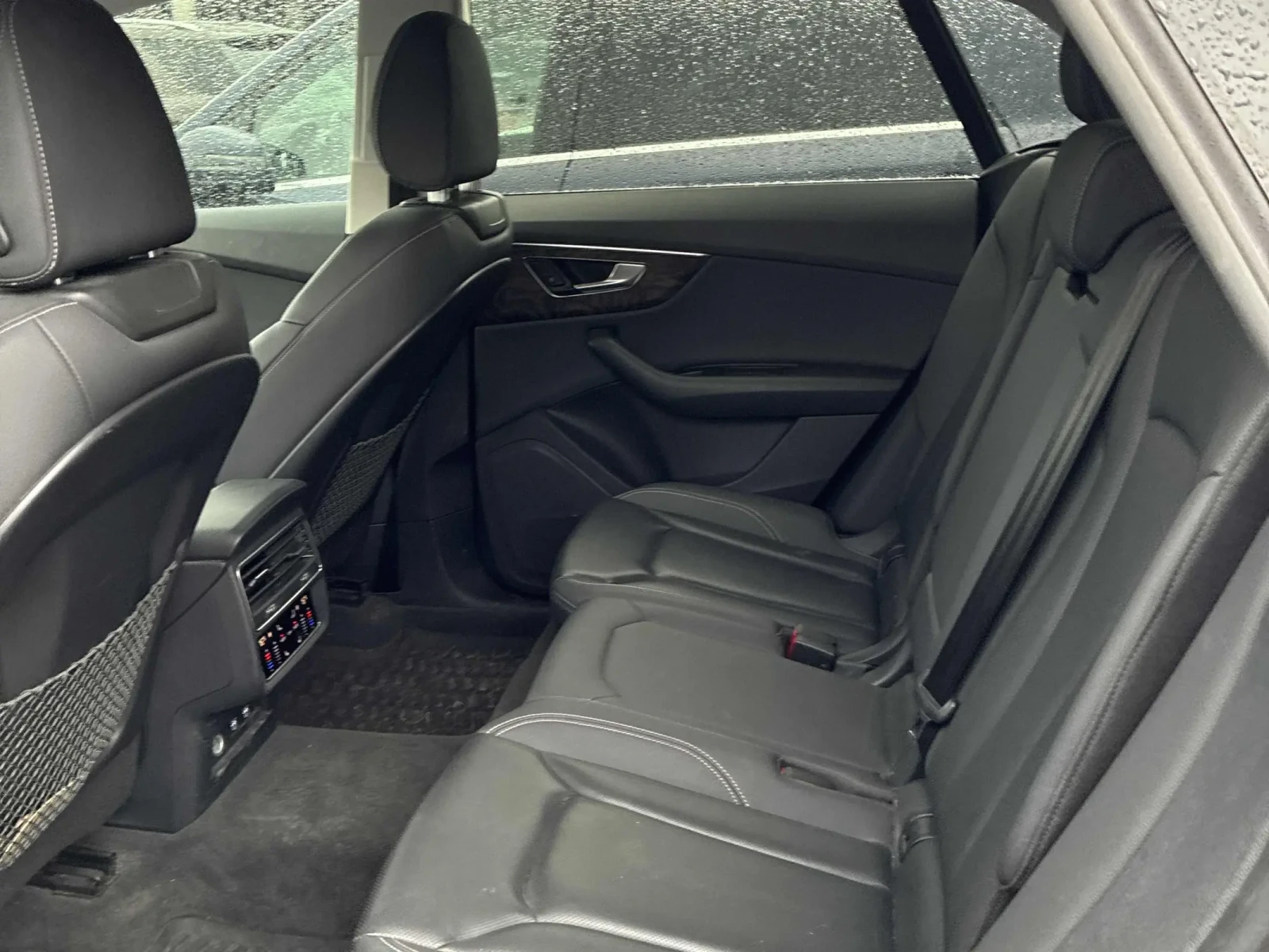 Audi Q8 3.0L TFSI QUATTRO, снимка 7 - Автомобили и джипове - 54004596