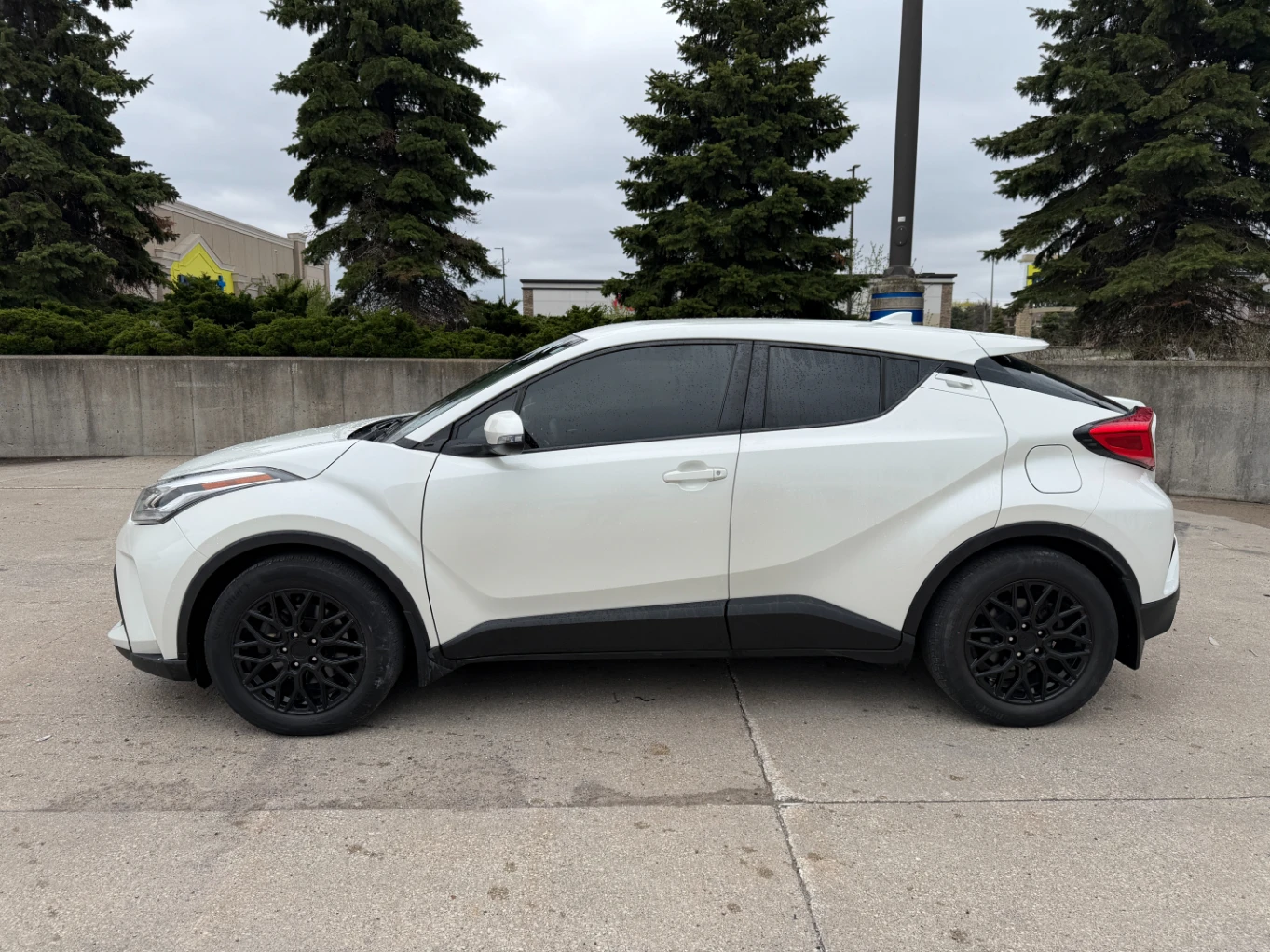 Toyota C-HR  * * CARFAX * * ���� �� �� * *  | Mobile.bg � ����������� 3