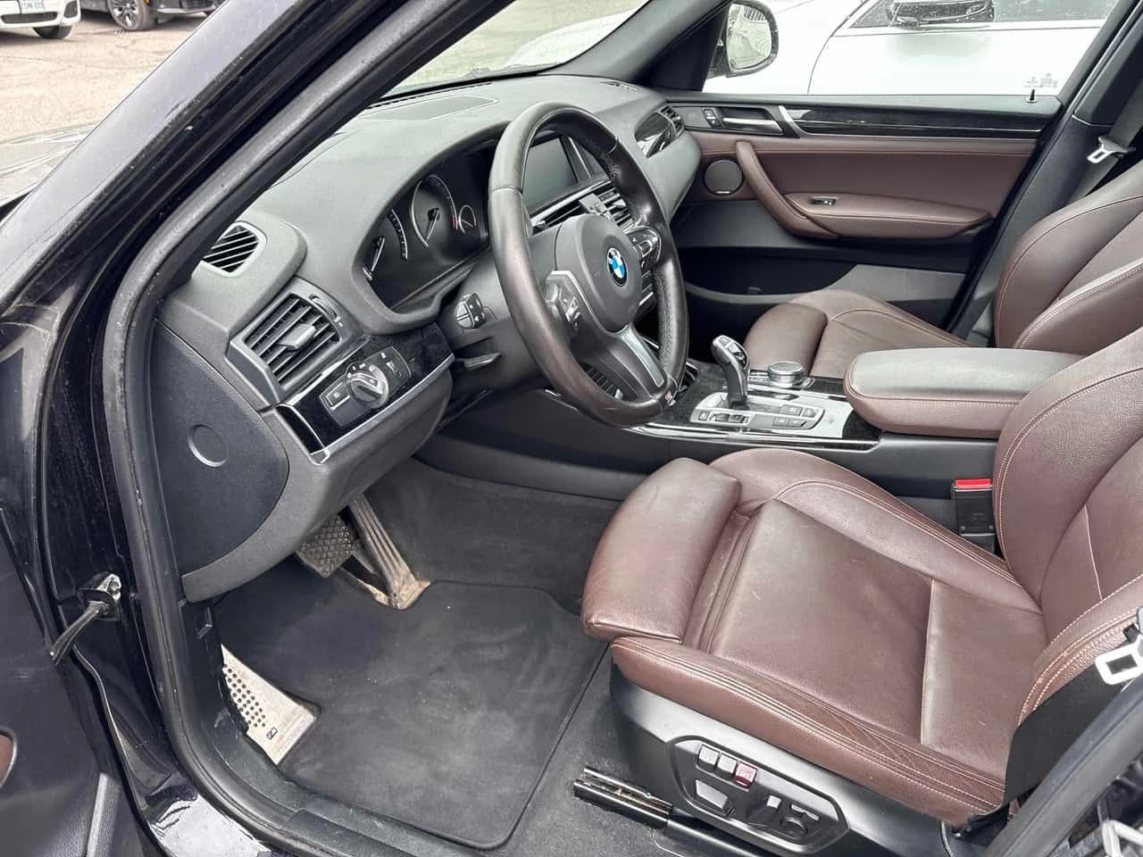 BMW X3 XDRIVE28i| M PACK| HAR/K| HUD| PANO| ПОДГРЕВ| КЛИП, снимка 7 - Автомобили и джипове - 54446250