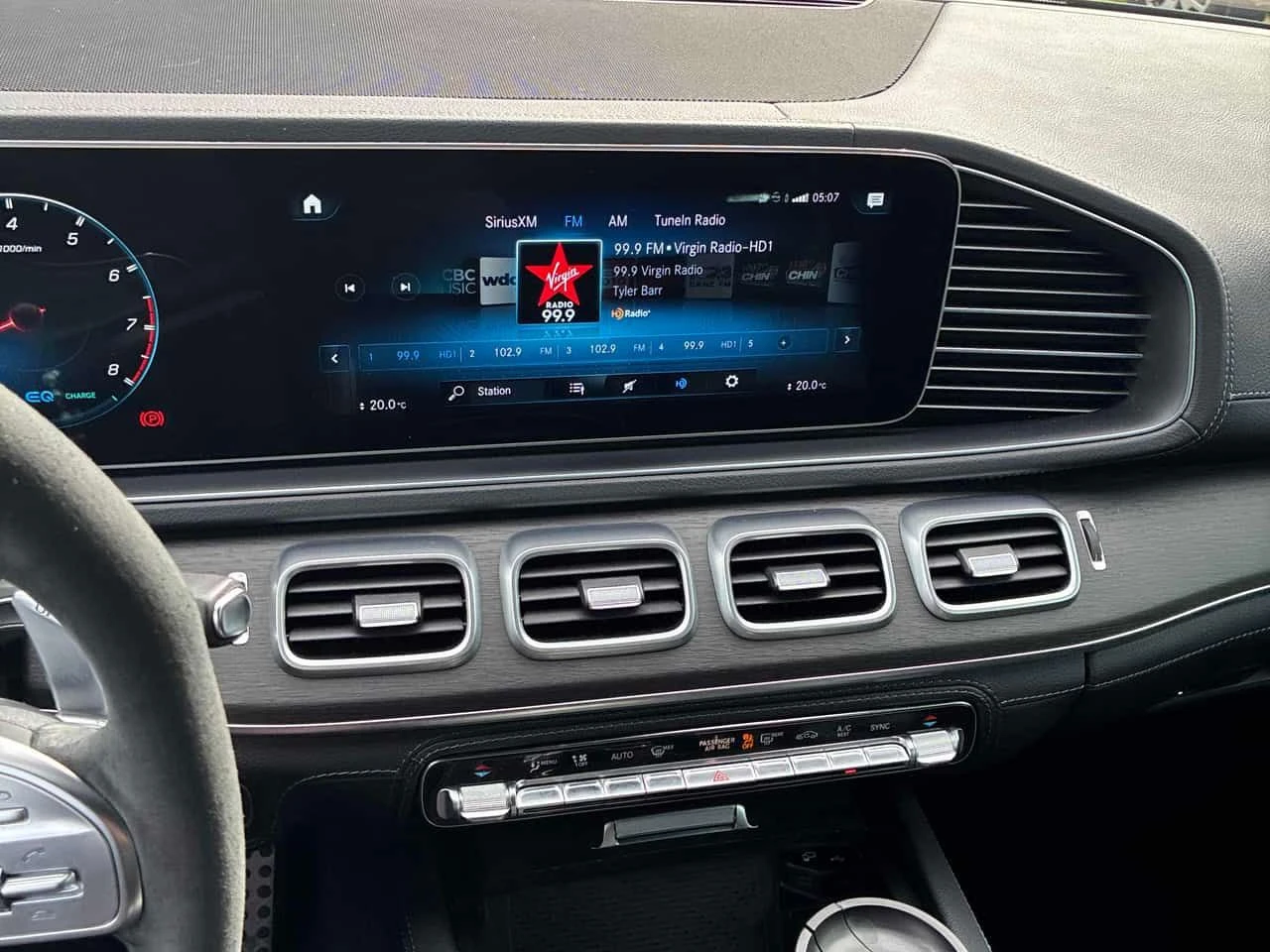 Mercedes-Benz GLE 53 4MATIC * AMG * ДИСТРОНИК * ОБДУХВАНЕ * BURMESTER * ПАНО, снимка 9 - Автомобили и джипове - 54624053