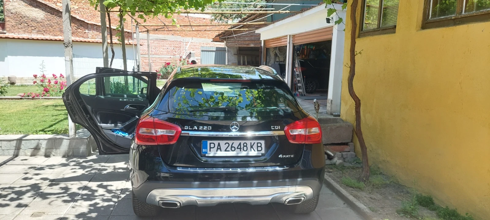 Mercedes-Benz GLA 220, снимка 5 - Автомобили и джипове - 54770415
