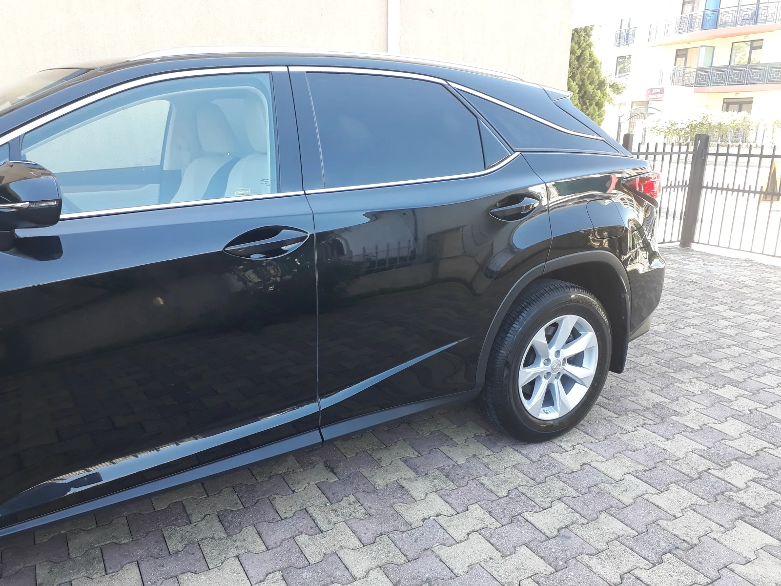 Lexus RX 350, снимка 4 - Автомобили и джипове - 56359271