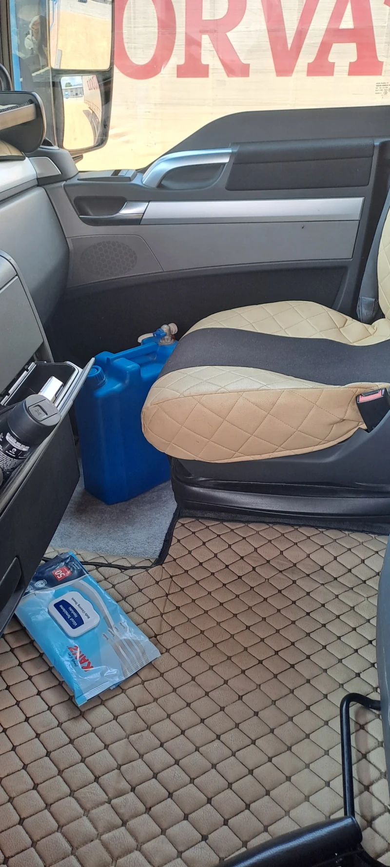 Man Tgx Влекач, снимка 8 - Камиони - 51840628