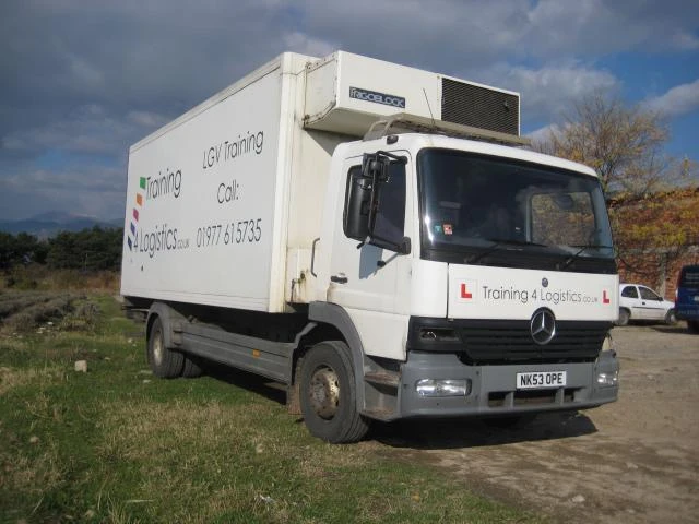 Mercedes-Benz Atego 1323 На части, снимка 1 - Камиони - 16427607