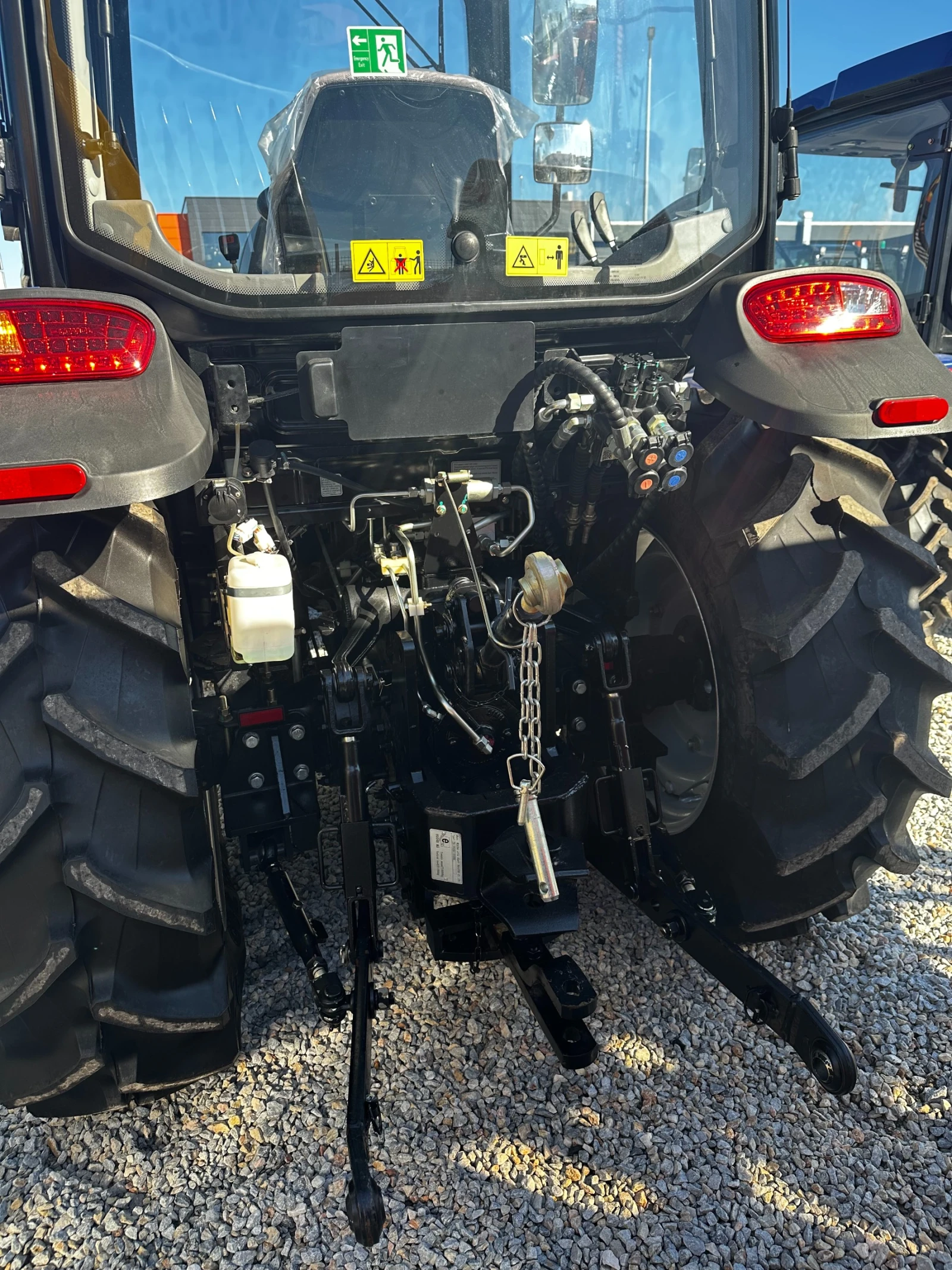 Трактор Lovol M504 - изображение 3