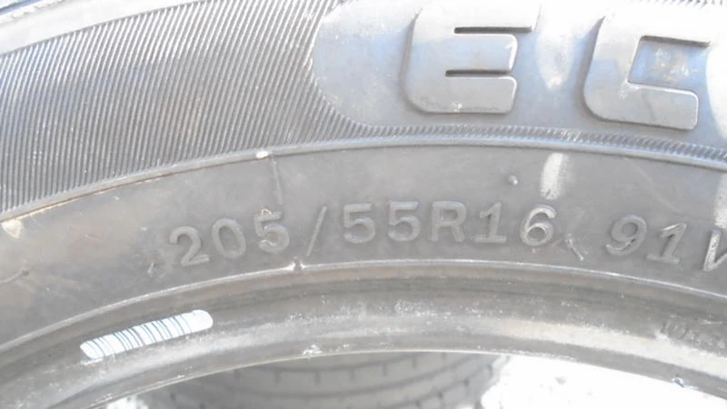 Гуми Всесезонни 205/55R16, снимка 3 - Гуми и джанти - 22371695