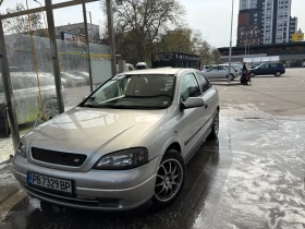Opel Astra, снимка 2
