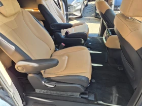 Kia Carnival 2.2 CRDI 8+ 1 ДДС - Наличен в БГ, снимка 8