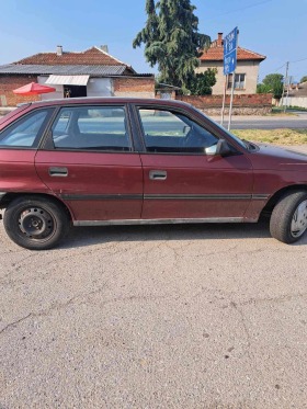 Opel Astra 1.8i, снимка 2