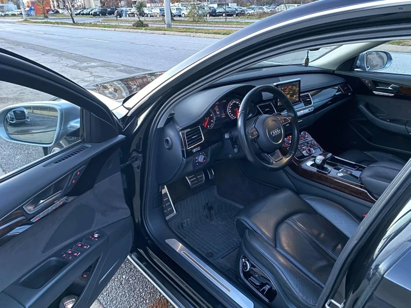 Audi A8, снимка 7 - Автомобили и джипове - 47365634