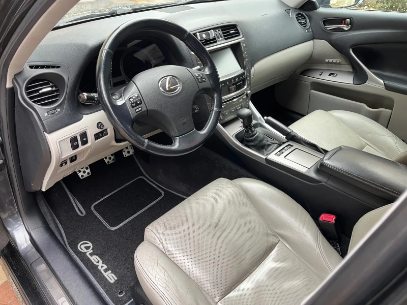 Lexus IS 220d 2.2 177 k s , снимка 10 - Автомобили и джипове - 51746973