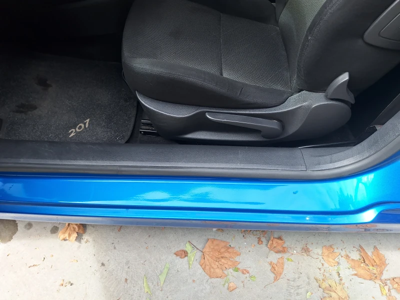 Peugeot 207 1.4i, снимка 8 - Автомобили и джипове - 52059118