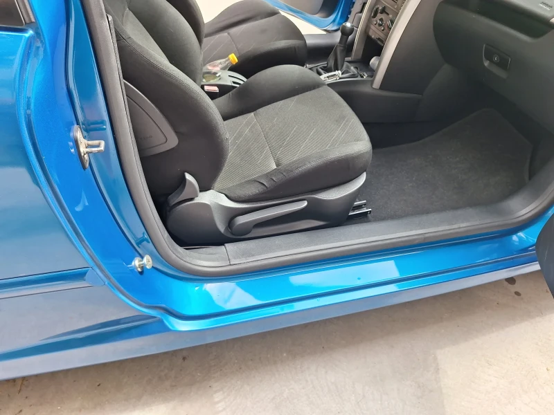 Peugeot 207 1.4i, снимка 7 - Автомобили и джипове - 52059118